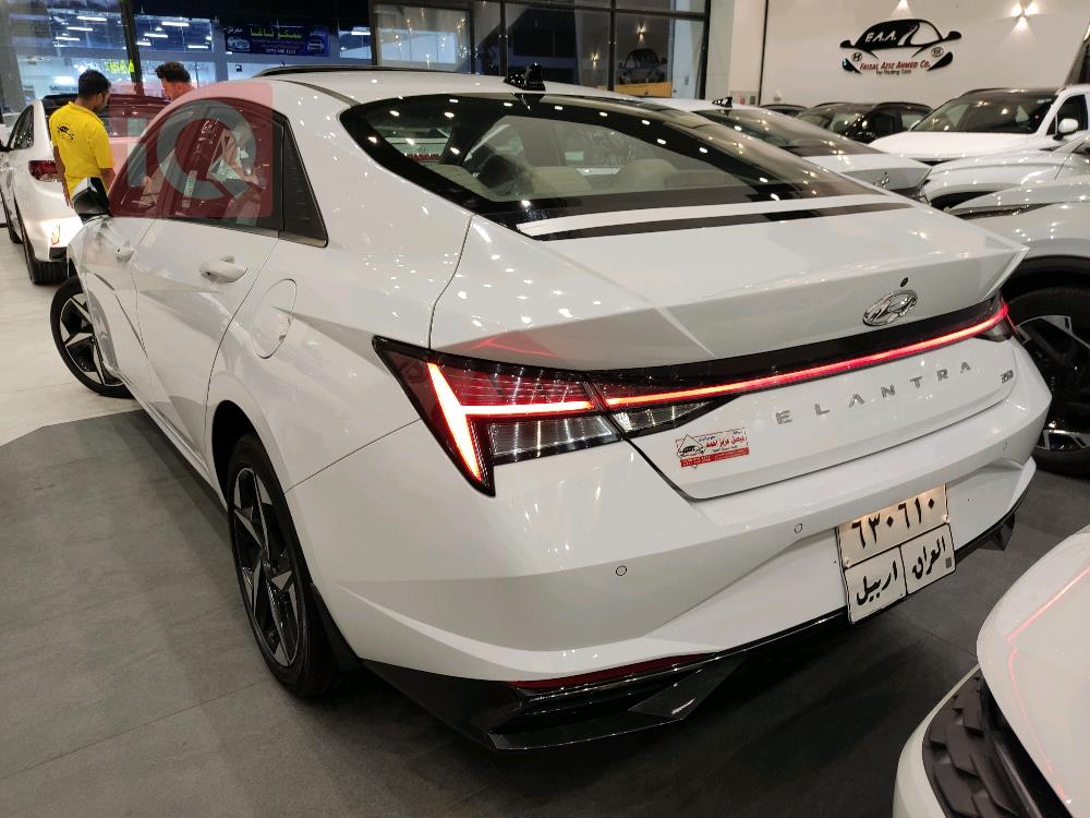 هیوندای ئەلەنترا